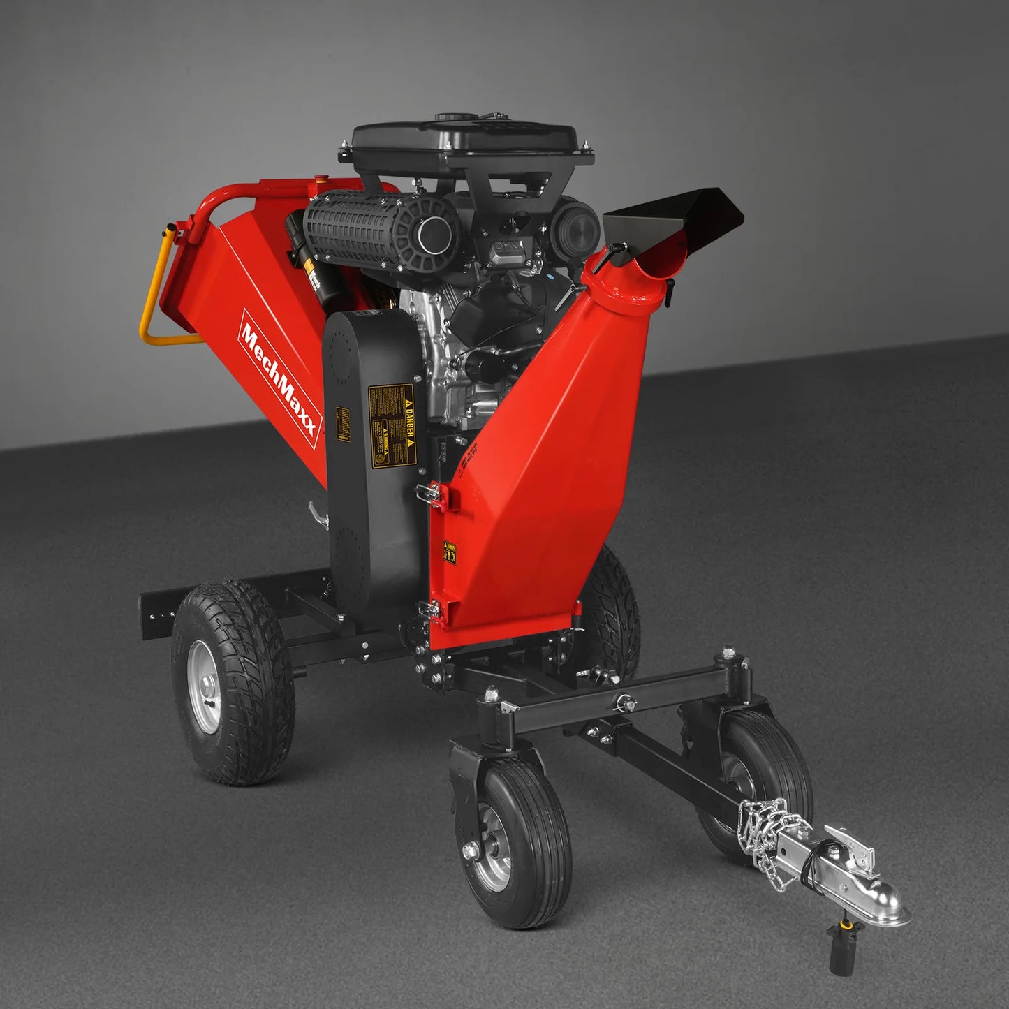 B200 tow-behind wheel drum wood chipper